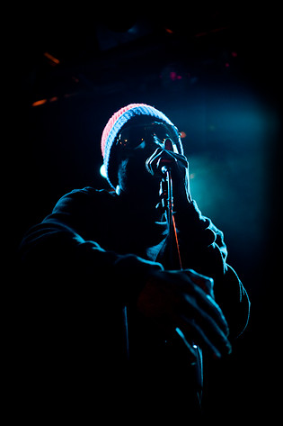 2009-11-25 - Anti Pop Consortium från Debaser Slussen, Stockholm