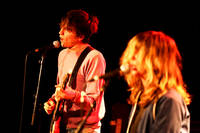 2009-11-26 - Masshysteri från Guitars, Umeå