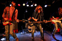 2009-11-26 - Masshysteri från Guitars, Umeå