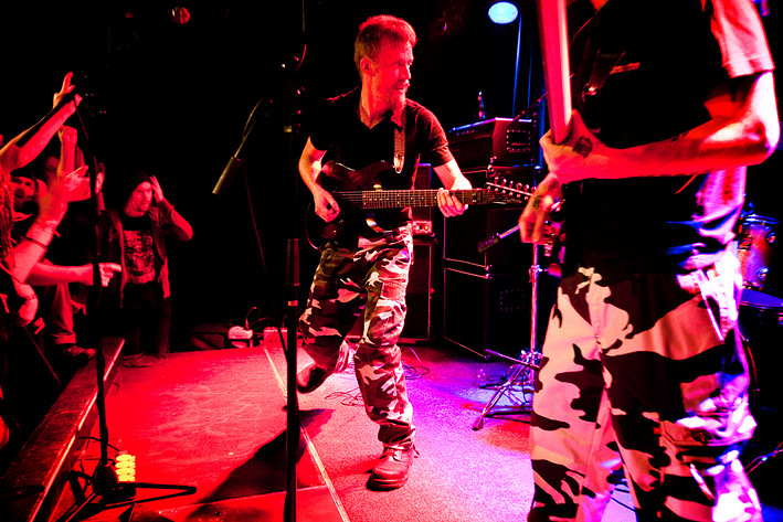 2009-12-03 - Raubtier från Guitars, Umeå