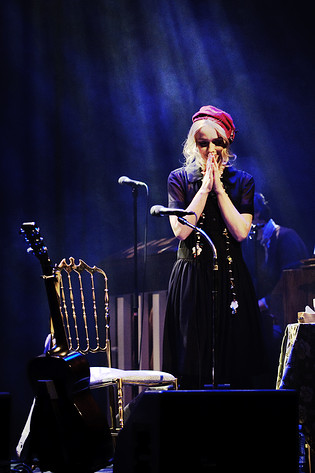 2009-12-16 - Lisa Ekdahl från Cirkus, Stockholm