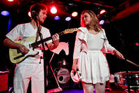 2009-12-16 - Two White Horses från Guitars, Umeå