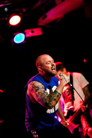 2010-01-15 - Stay Hungry från Guitars, Umeå