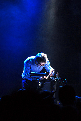 2010-02-05 - Delphic från Debaser Medis, Stockholm