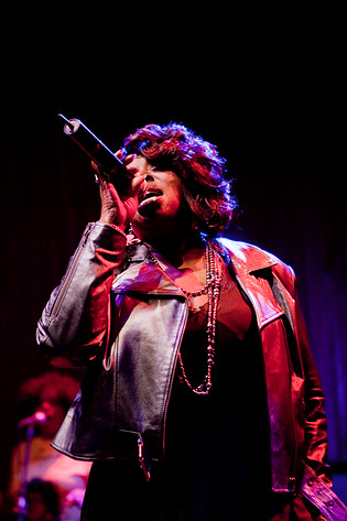 2010-02-25 - Angie Stone från Trädgår'n, Göteborg