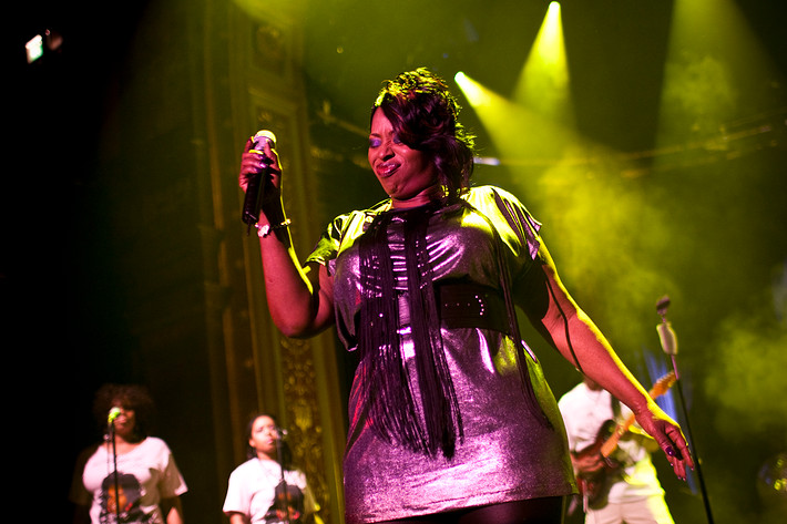 2010-02-27 - Angie Stone från Berns, Stockholm