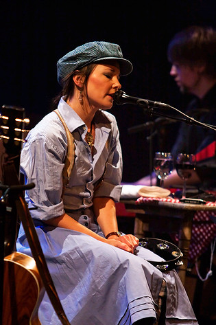 2010-03-16 - Sophie Zelmani från Lorensbergsteatern, Göteborg
