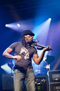 2010-03-15 - Dave Matthews Band från Arenan, Stockholm