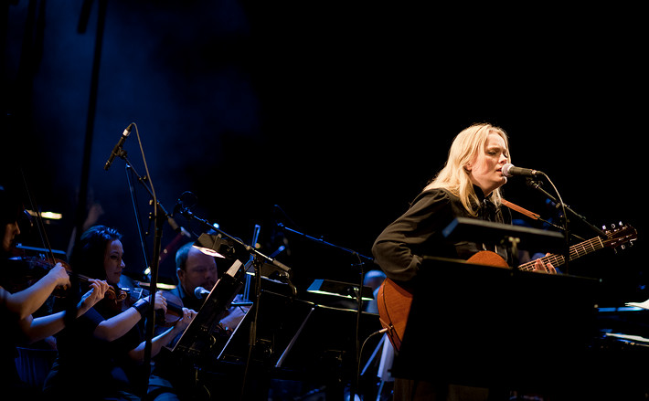 2010-04-09 - Ane Brun från Södra Teatern, Stockholm