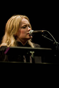 2010-04-09 - Ane Brun från Södra Teatern, Stockholm