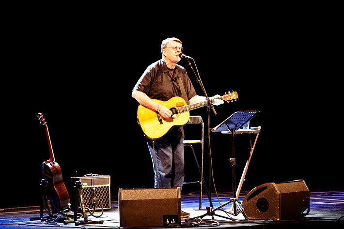2010-04-27 - Mikael Wiehe från Göta Lejon, Stockholm