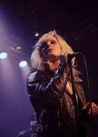 2010-04-29 - The Sounds från Debaser Medis, Stockholm