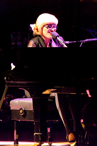 2010-05-04 - Melody Gardot från Konserthuset, Göteborg