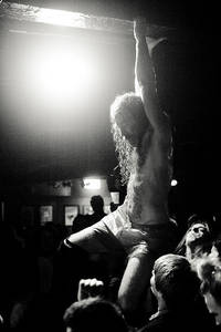 2010-05-19 - Monotonix från Debaser Slussen, Stockholm