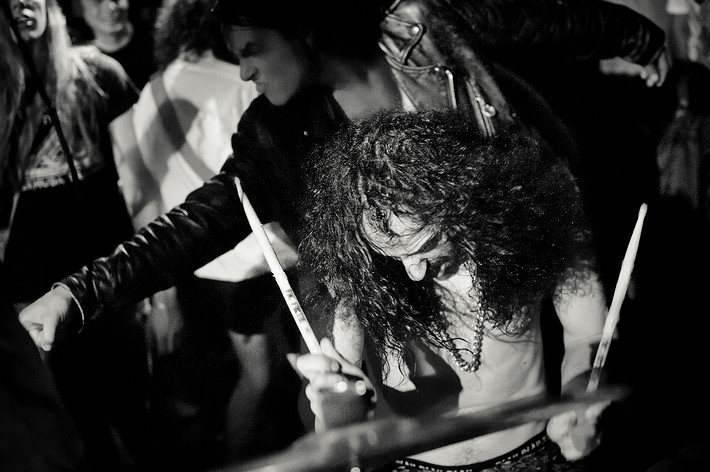 2010-05-19 - Monotonix från Debaser Slussen, Stockholm