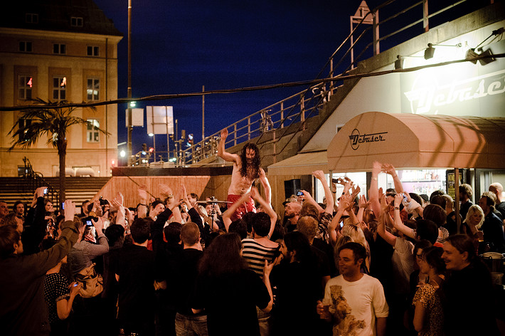 2010-05-19 - Monotonix från Debaser Slussen, Stockholm