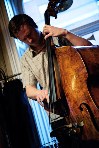 2010-05-23 - Honeyleap från Glenn Miller Café, Stockholm