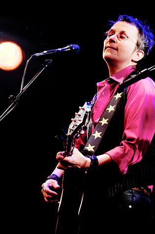 2010-06-02 - Mary Gauthier från Scalateatern, Stockholm