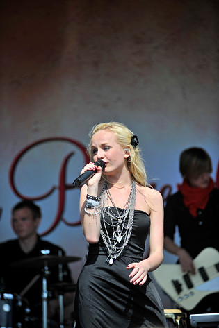 2010-06-06 - Anna Bergendahl från Valla Friluftsområde, Linköping