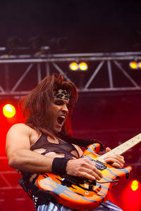 2010-06-11 - Steel Panther från Sweden Rock Festival, Sölvesborg