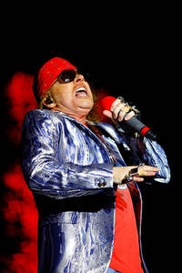 2010-06-12 - Guns n' Roses från Sweden Rock Festival, Sölvesborg