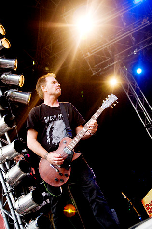 2010-06-30 - Jello Biafra and The Guantanamo School of Medicine från Peace & Love, Borlänge