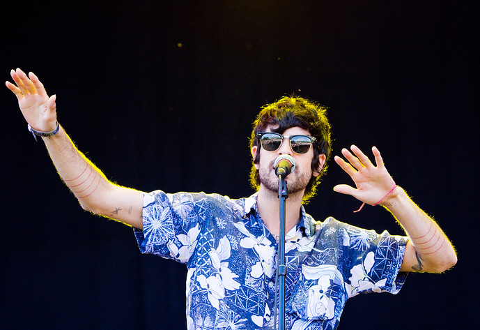 2010-07-01 - Devendra Banhart från Peace & Love, Borlänge