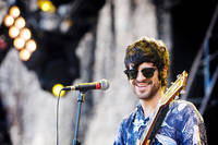2010-07-01 - Devendra Banhart från Peace & Love, Borlänge