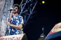 2010-07-01 - Devendra Banhart från Peace & Love, Borlänge