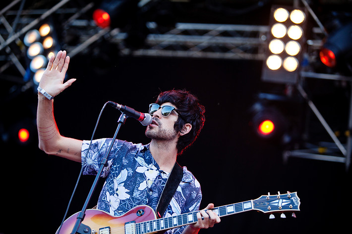 2010-07-01 - Devendra Banhart från Peace & Love, Borlänge