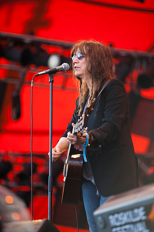 2010-07-01 - IN MEMORY OF 2000 by Patti Smith and Lenny Kaye från Roskildefestivalen, Roskilde