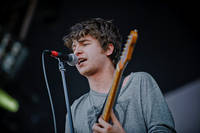 2010-07-01 - The Kooks från Peace & Love, Borlänge