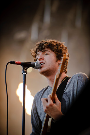 2010-07-01 - The Kooks från Peace & Love, Borlänge