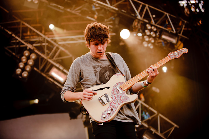 2010-07-01 - The Kooks från Peace & Love, Borlänge