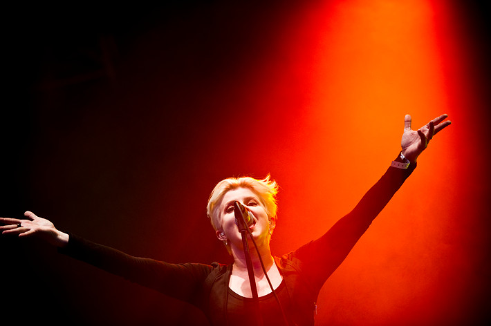 2010-07-01 - Robyn från Peace & Love, Borlänge