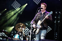 2010-07-01 - Them Crooked Vultures från Peace & Love, Borlänge