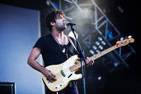 2010-07-01 - The Kooks från Peace & Love, Borlänge