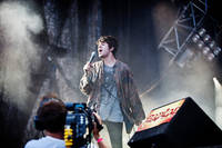 2010-07-01 - The Kooks från Peace & Love, Borlänge
