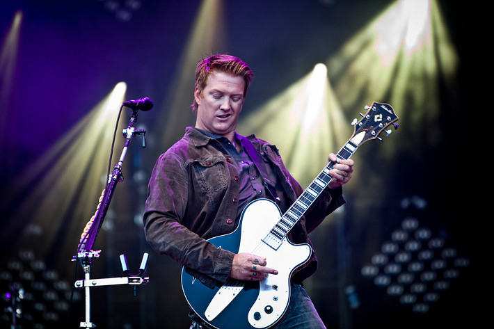 2010-07-01 - Them Crooked Vultures från Peace & Love, Borlänge