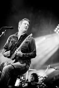2010-07-01 - Them Crooked Vultures från Peace & Love, Borlänge