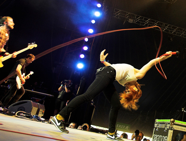 2010-07-01 - Paramore från Roskildefestivalen, Roskilde