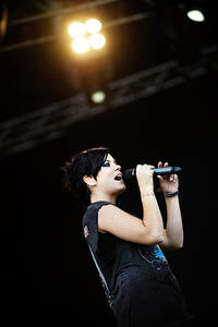 2010-07-02 - Lily Allen från Peace & Love, Borlänge