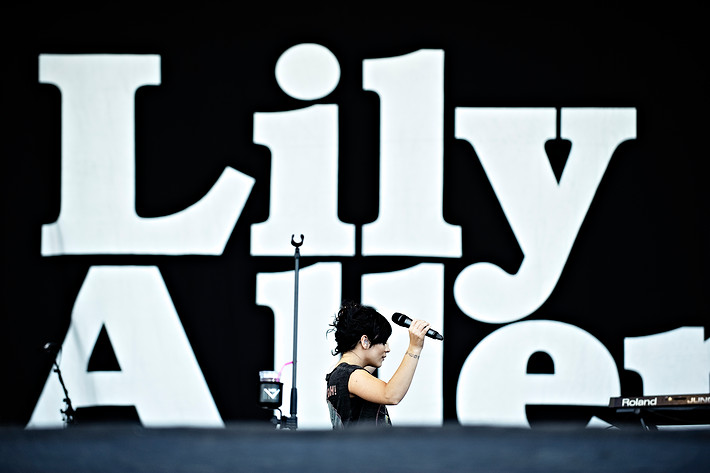 2010-07-02 - Lily Allen från Peace & Love, Borlänge