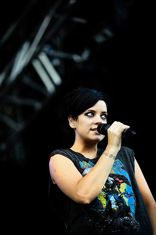 2010-07-02 - Lily Allen från Peace & Love, Borlänge