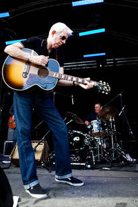 2010-07-02 - Nick Lowe från Peace & Love, Borlänge