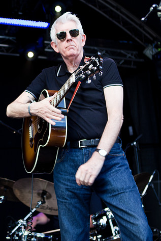 2010-07-02 - Nick Lowe från Peace & Love, Borlänge