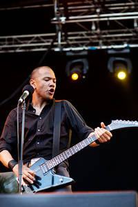 2010-07-02 - Danko Jones från Peace & Love, Borlänge