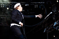 2010-07-02 - The Hives från Peace & Love, Borlänge
