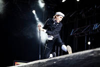 2010-07-02 - The Hives från Peace & Love, Borlänge