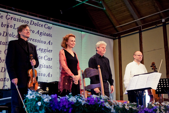 2010-07-02 - Kaija Saariaho från Apelrydsladan, Båstad